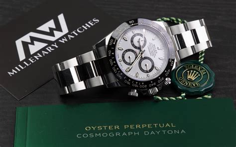 rolex asymmetrical lugs|rolex daytona lug size.